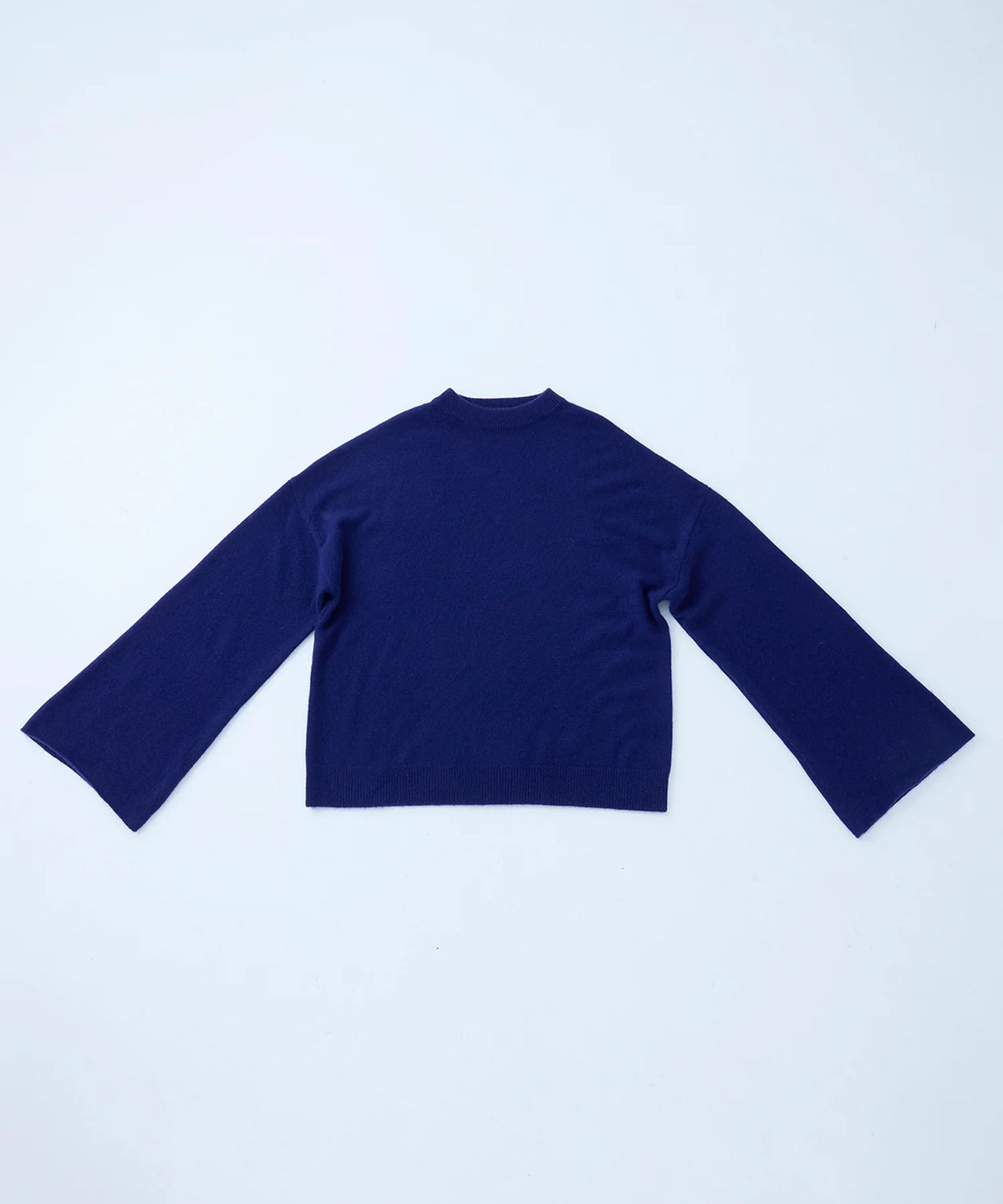 Y Yo Bell Sleeve Big Knit￼
