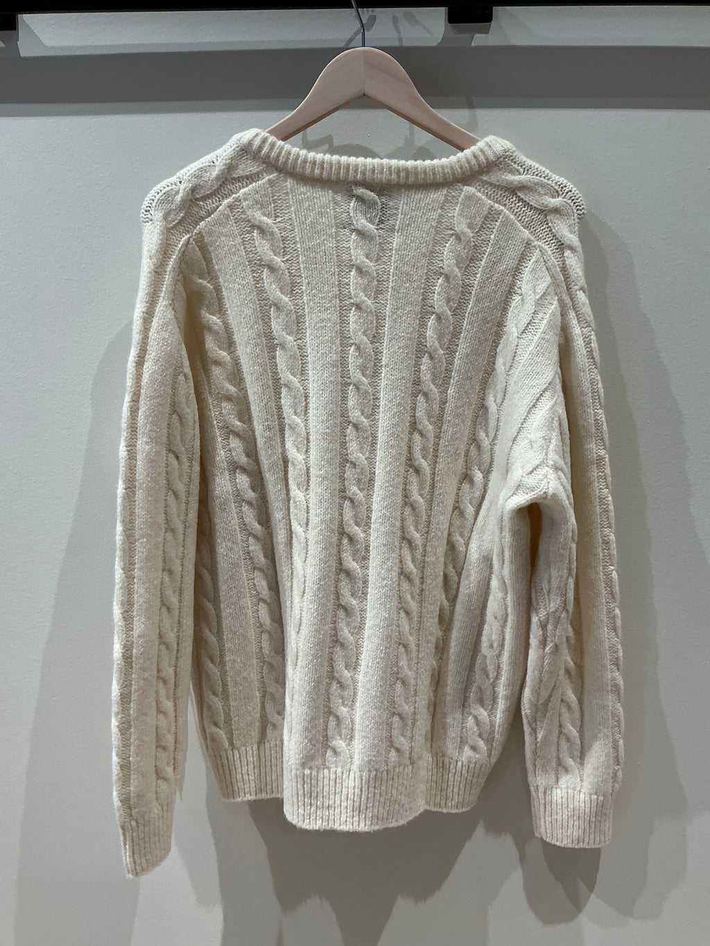 NITS Country Club Cableknit vneck
