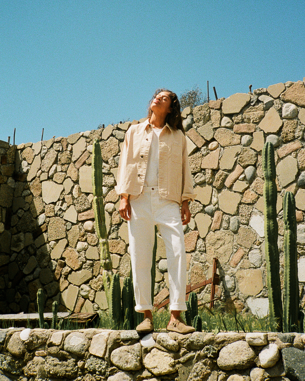 The Loose Crop White