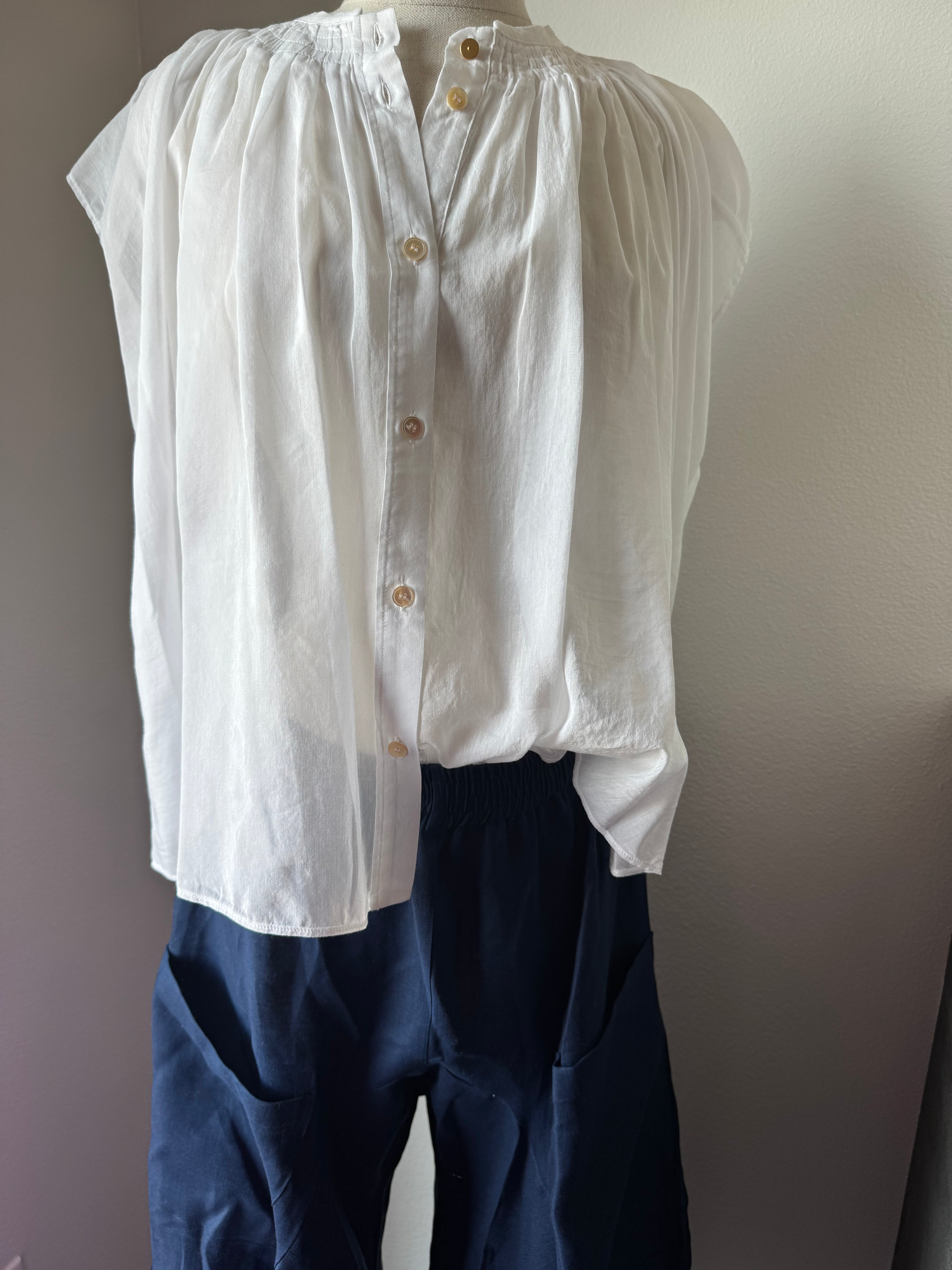 forte_forte Voile Sleeveless Bohemian Shirt