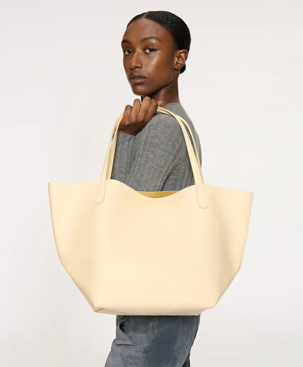 Mansur Gavriel Everyday Soft Tote Crema
