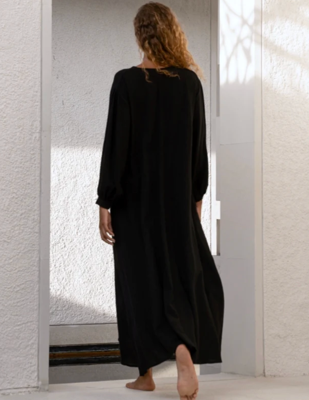 Luciee Blanche Maxi Dress in Black