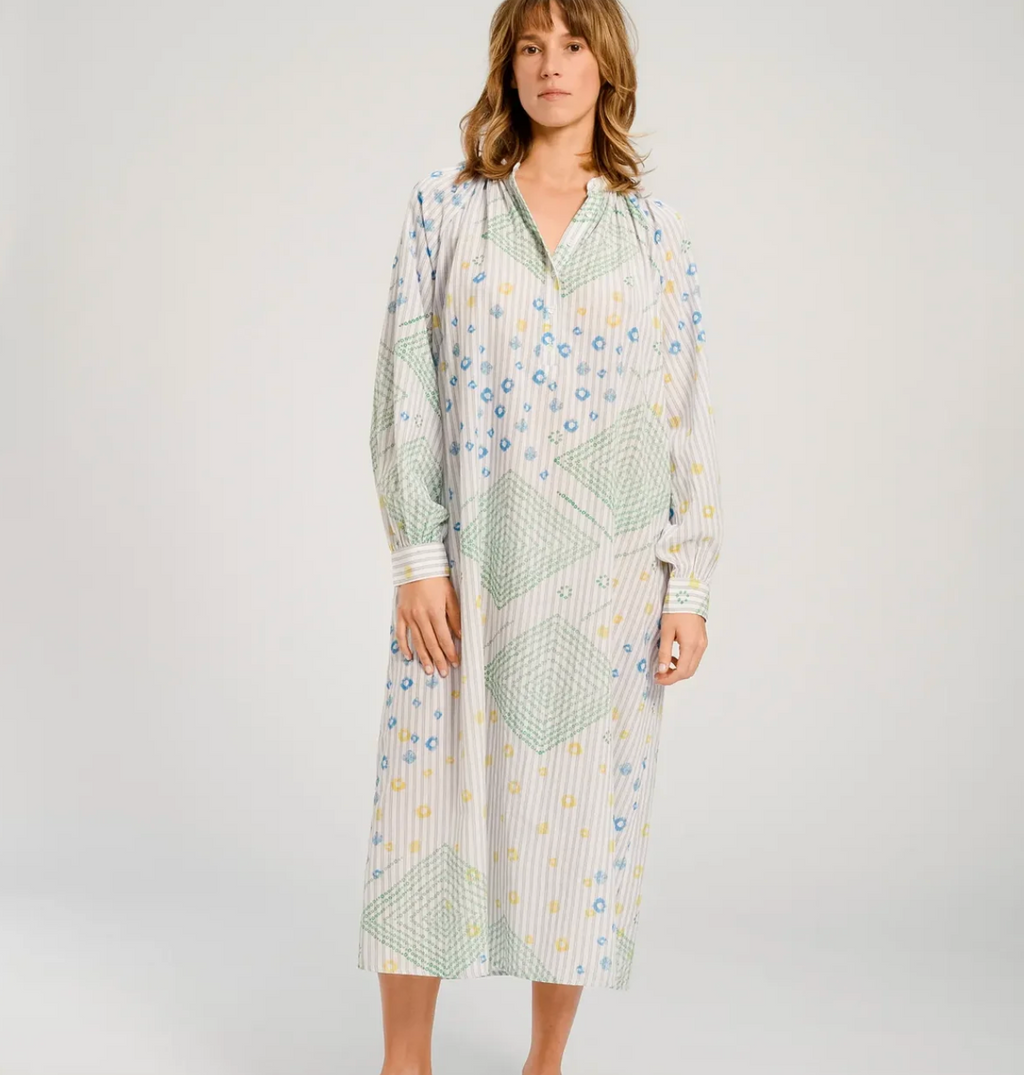 V de VINSTER Baya Frill Dress
