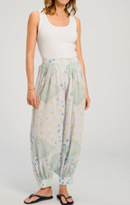 V de VINSTER Baya Harum Pant