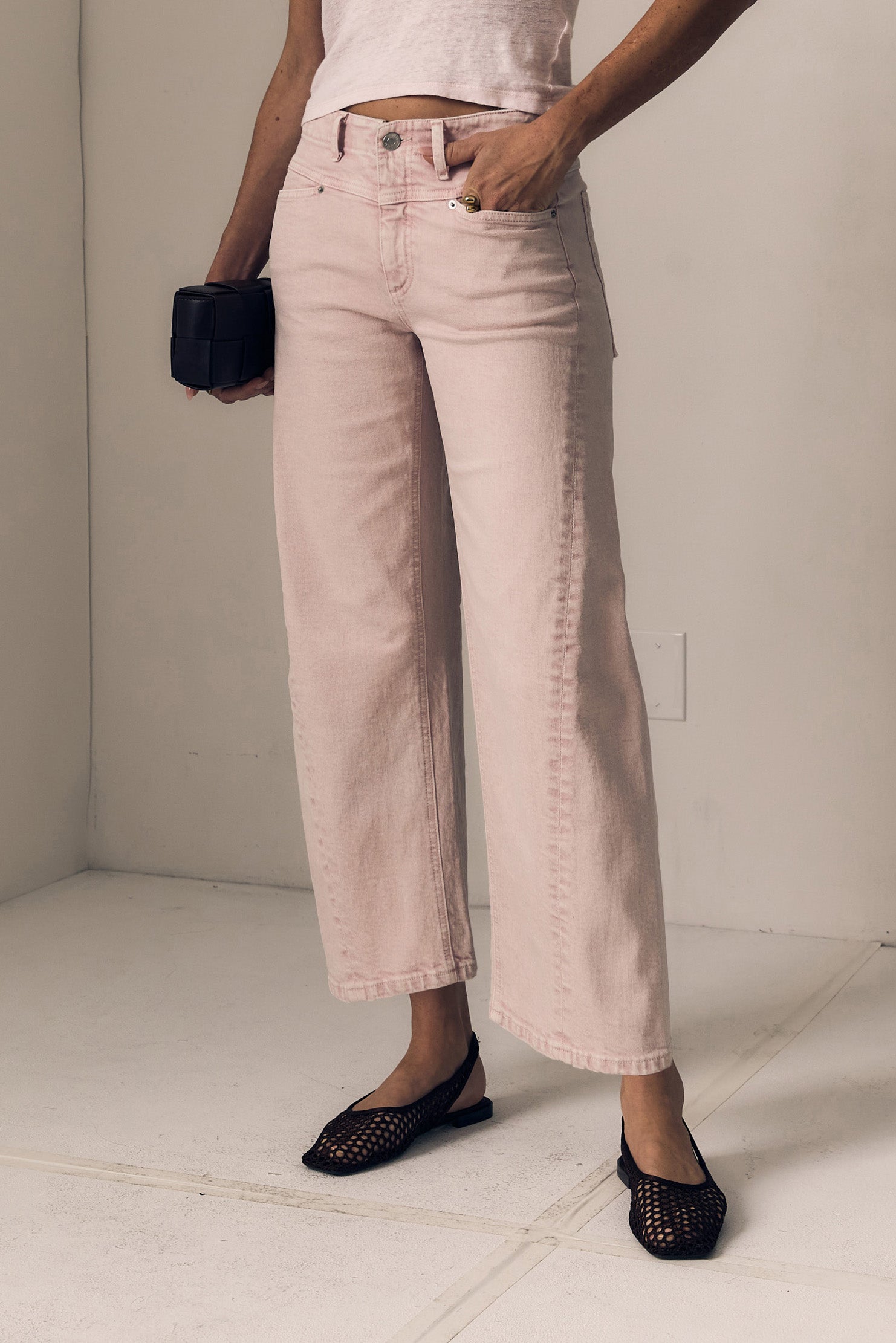 SELENA CROP- MID RISE